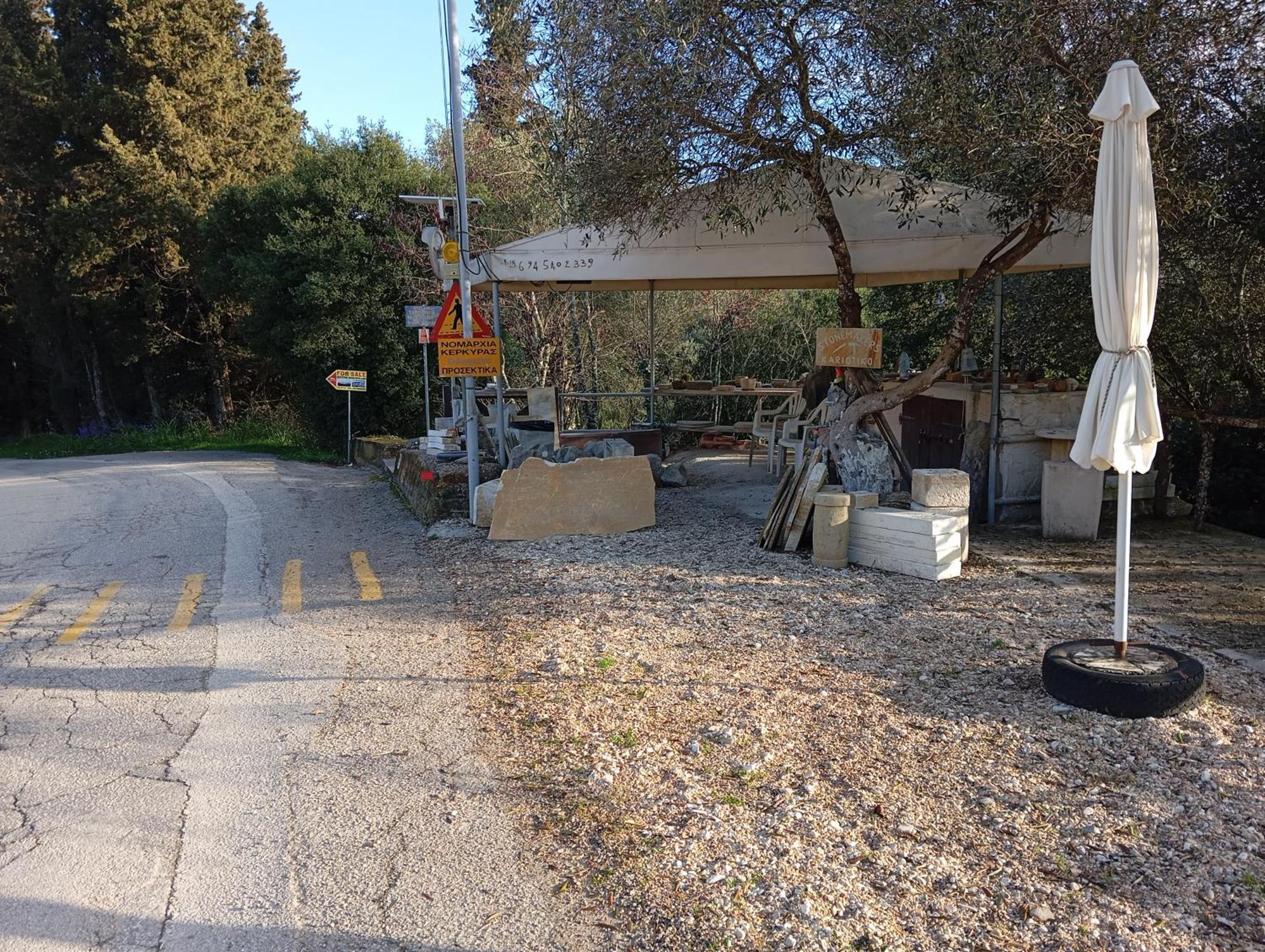 Villa Stonemakers Hide Karyotikon Exterior foto